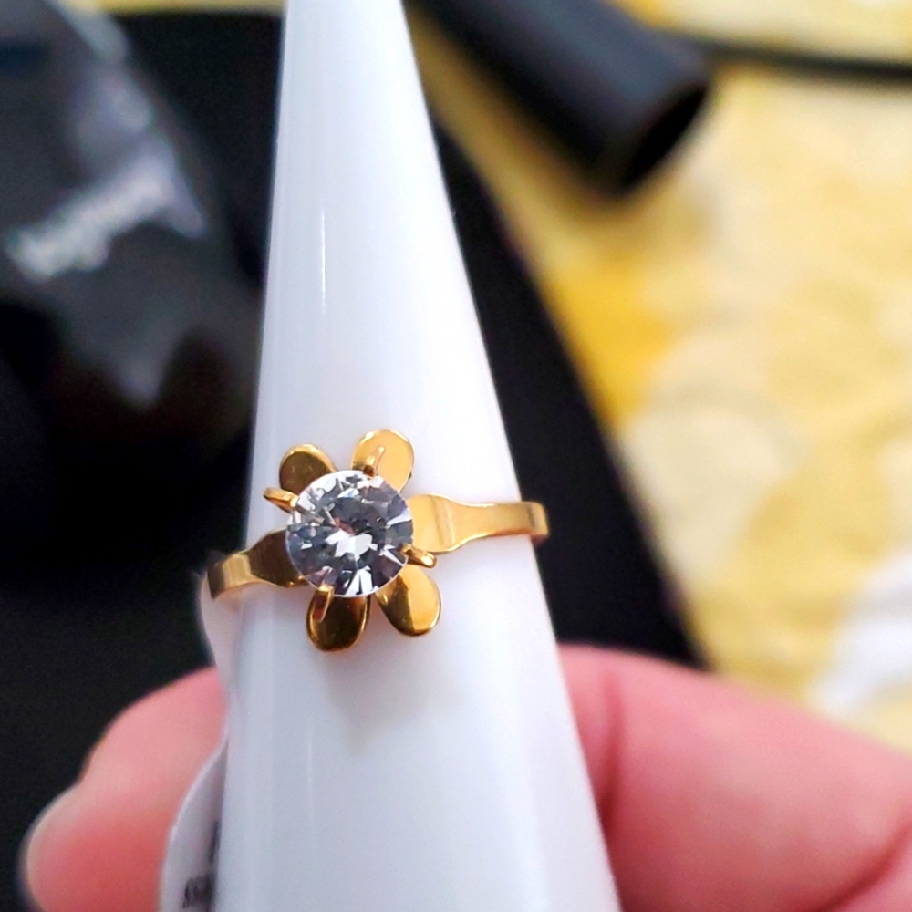 New Stainless Steel Gold Tone Rings for Womens